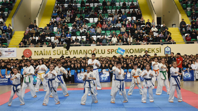 Yıldırım Belediyesi'nin 13 farklı branşta düzenlediği Kış Spor Okulları tamamlandı.