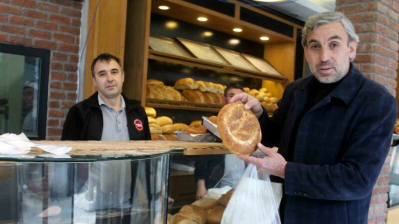 Bursa’nın bu ilçesinde pide fiyatı vatandaşı mutlu etti! Ramazan ayında sofraların vazgeçilmezi pide, Yenişehir’de 300 gramı 10 liradan
