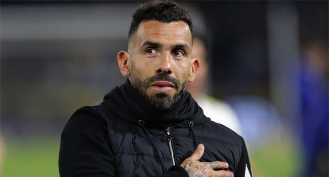 Carlos Tevez hastaneye kaldırıldı