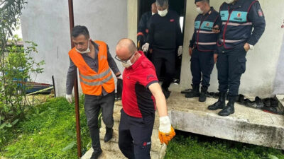 5 km arayla yanarak öldüler: 3 kişilik aile cinayete kurban gitmiş!