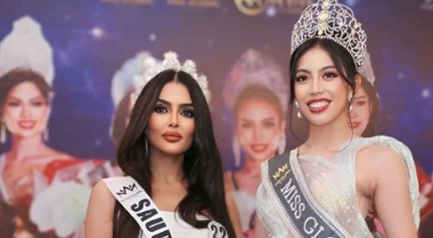 Ülke tarihine geçti! Suudi Arabistanlı model şimdi de Kainat Güzeli olmak için yarışacak Ülke tarihine geçti! Suudi Arabistanlı model şimdi de Kainat Güzeli olmak için yarışacak