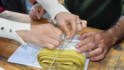 Bir mahallede oylar kayboldu, diğerinde çöpe atıldı: 2 noktada seçim yenilenecek