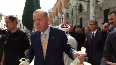 Cumhurbaşkanı Erdoğan’dan Topkapı Sarayı’na ziyaret