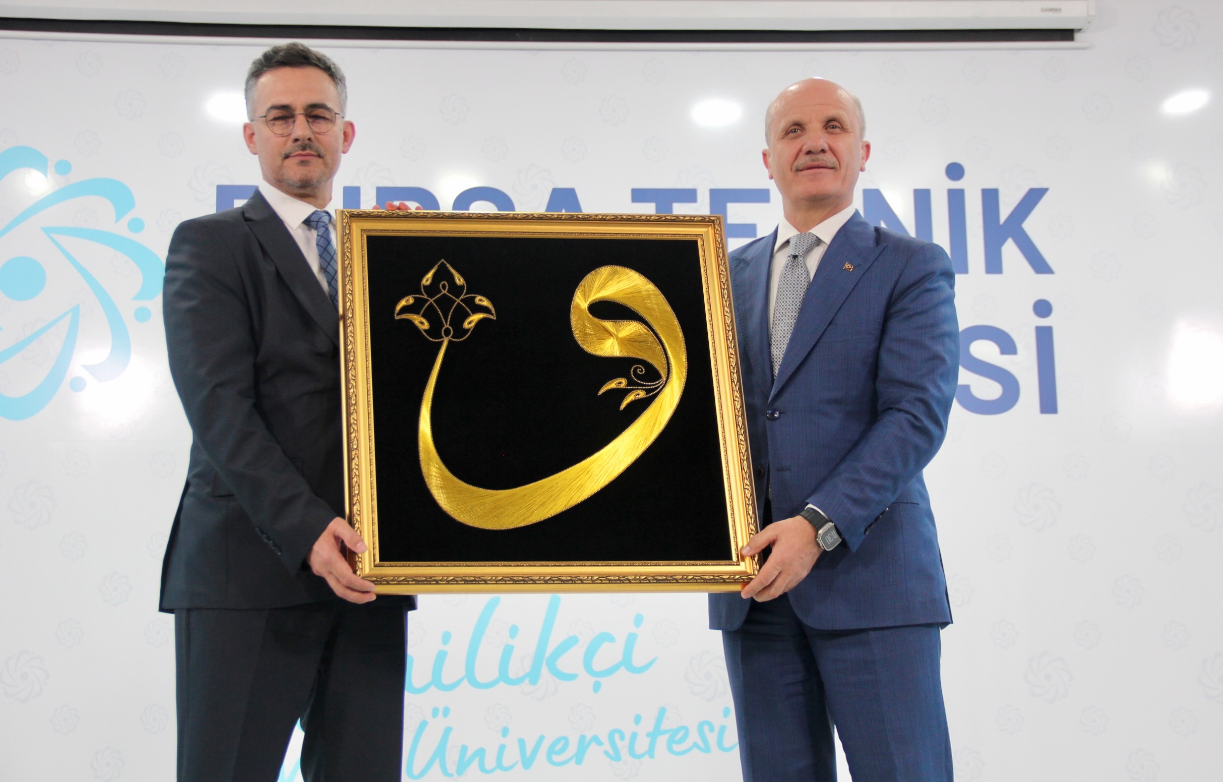 YÖK Başkanı Prof. Dr. Özvar, Bursa’da üniversite kontenjanların doluluk oranlarını açıkladı! YÖK Başkanı Prof. Dr. Özvar, Bursa’da üniversite kontenjanların doluluk oranlarını açıkladı!