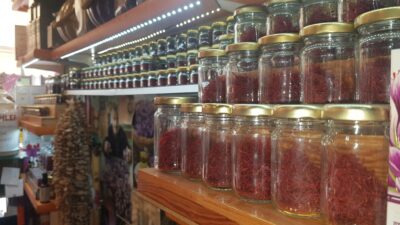 Tadından ziyade şifası için kullanılıyor! Dünyanın en pahalı baharatı!