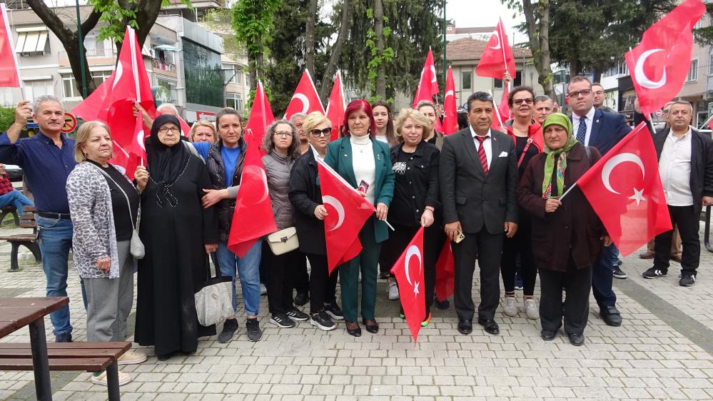 Bursa’da oy pusulasına yazdığı yazı muhtarlıktan etti