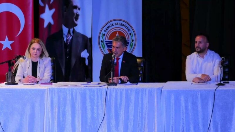 Bursa’nın Gemlik Belediyesi’nde görevler belli oldu! Gemlik Belediye Başkanı Şükrü Deviren başkanlığında toplanan Gemlik Belediye Meclisi’nde,