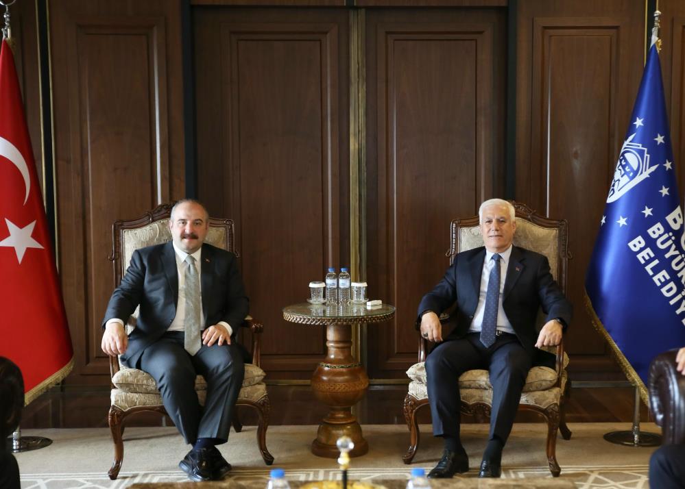 Bursa siyasetinde örnek hareket; Varank’tan Bozbey’e ziyaret