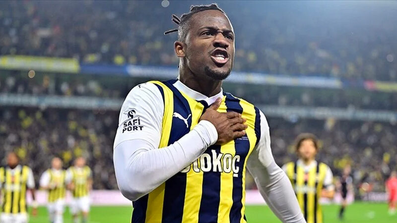 Fenerbahçe’nin ‘nöbetçi golcü’sü Fenerbahçe'nin Belçikalı yıldız santrforu Michy Batshuayi, bu sezon ligde sonradan