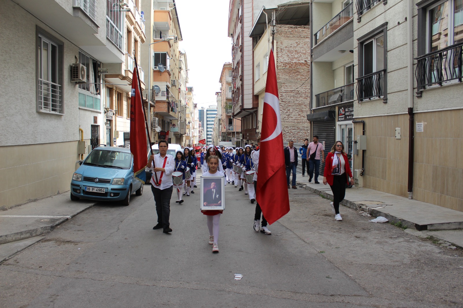 Bursa’daki bu okulun öğrencileri eski bayramları yeniden yaşattı