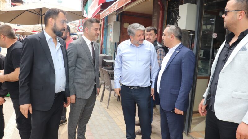BUDSİAD’dan dağ yöresinin belediye başkanlarına ziyaret Bursa Uludağlı Sanayici ve İş İnsanları Derneği (BUDSİAD) Yönetimi, Orhaneli,