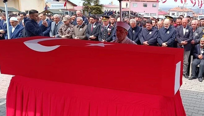 Pençe-Kilit şehidine gözyaşlarıyla veda