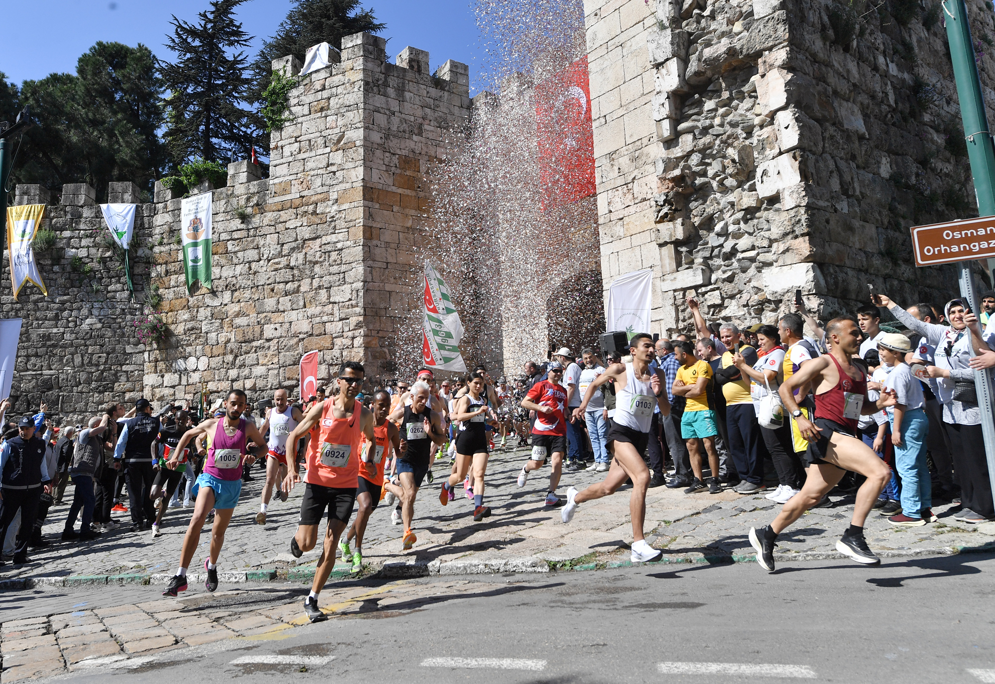 Bursa’da ‘tarihi’ koşu Bursa’da ‘tarihi’ koşu