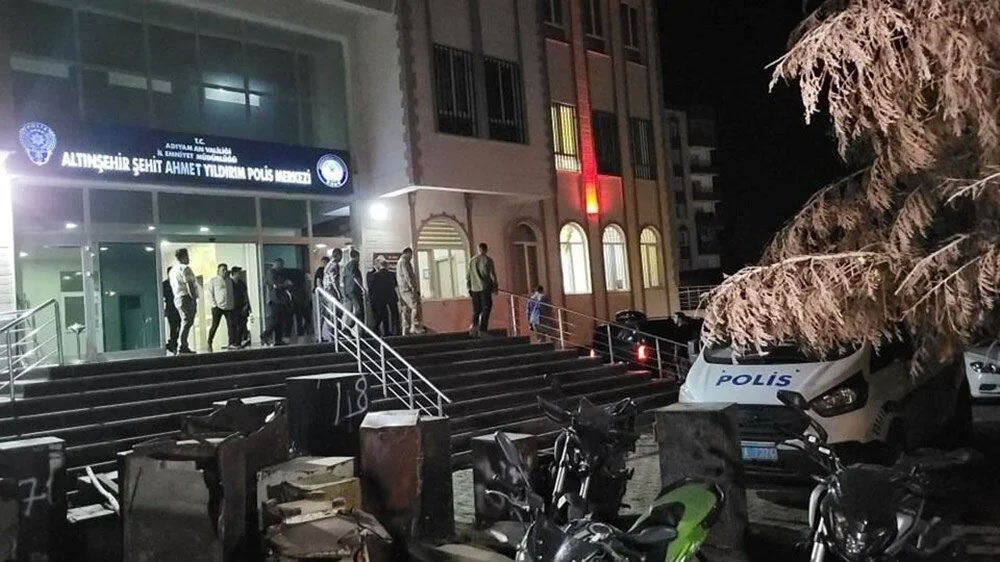 Adıyaman’da polisin şehit ettiği iki komiser için tören Adıyaman’da polisin şehit ettiği iki komiser için tören