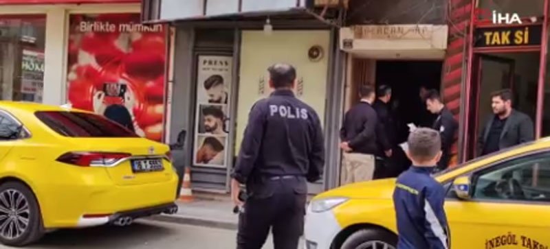 Bursa’da şoke eden olay! Sınırdışı edilmek üzere gönderildiler Bursa’da şoke eden olay! Sınırdışı edilmek üzere gönderildiler