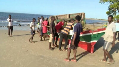 Mozambik’te feribot devrildi: 96 kişi öldü, 26 kişi kayıp