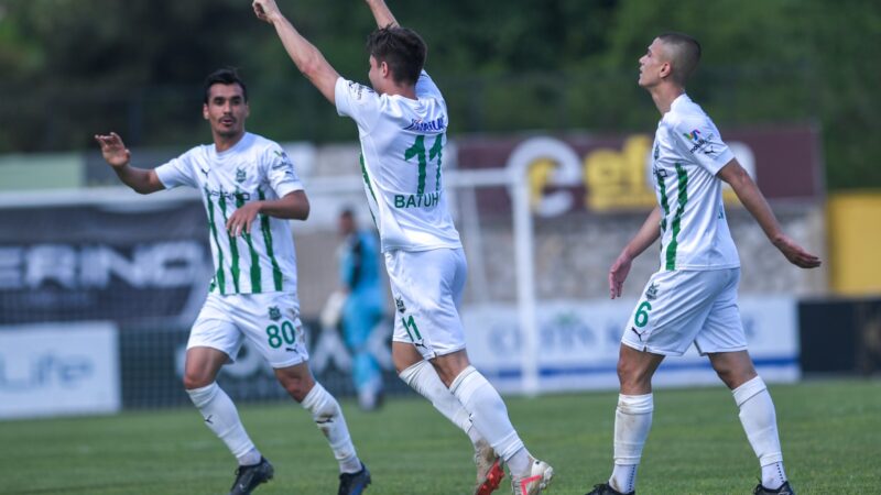 3. Lig’deki Bursa ekibi coştu bir kere! TFF 3.Lig 1.Grup’ta play-off biletini geçen hafta cebine koyan İnegöl