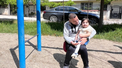 Bursa’da minik Zeynep’in babasının karaciğeriyle ilk 23 Nisan’ı