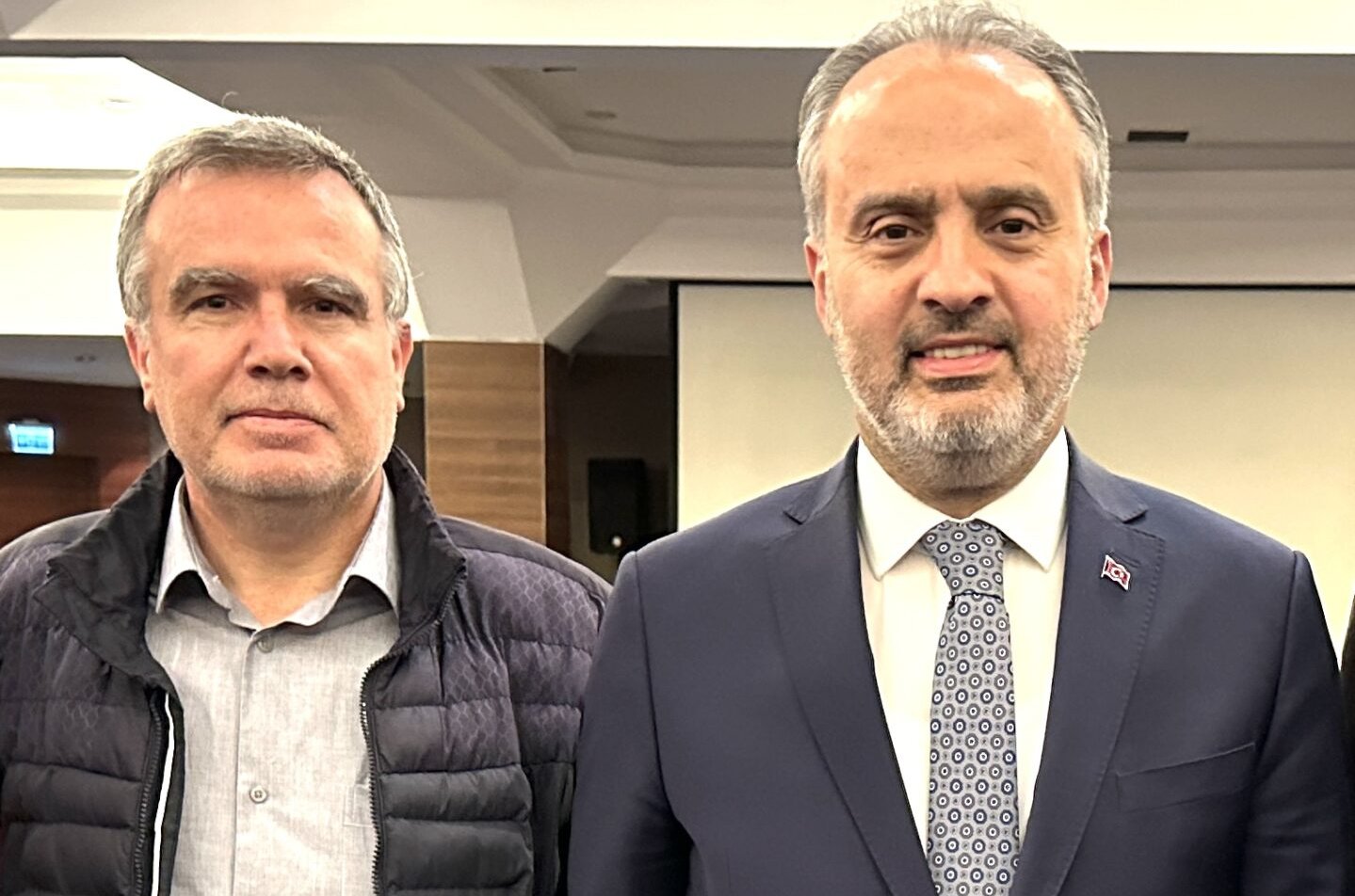 Bursa’dan bir Alinur Aktaş geldi geçti! Bursa’dan bir Alinur Aktaş geldi geçti!