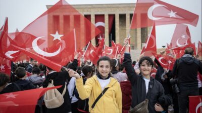 Bakanlardan 23 Nisan mesajları