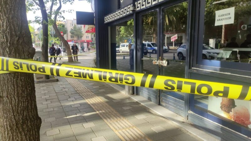 Bursa Orhangazi güne silah sesleri ile uyandı Sabaha karşı Bursa’nın Orhangazi ilçesinde çarşı içinde meydana gelen olayda