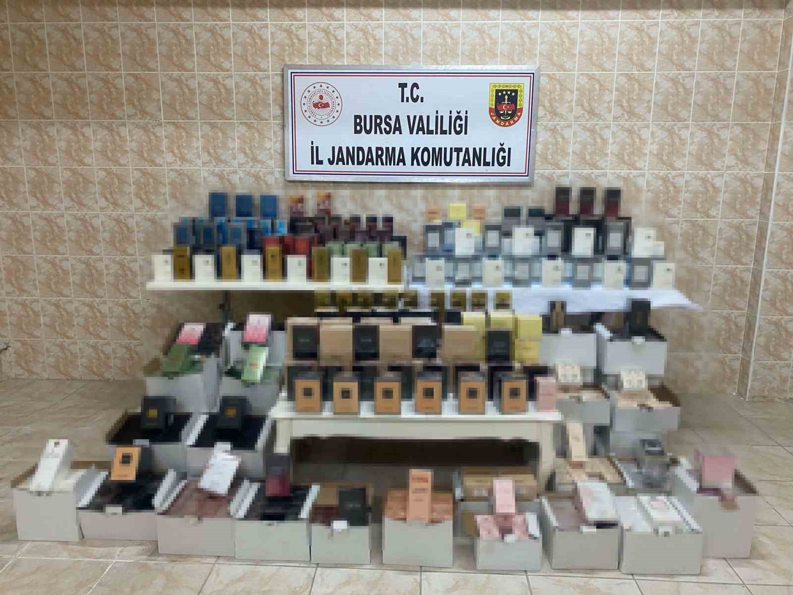 Bursa’da kaçakçılık operasyonu: Piyasa değeri 1 milyon 350 bin TL