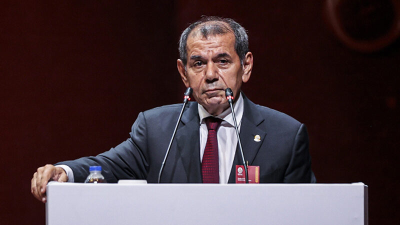 Galatasaray Kulübü Başkanı Dursun Özbek, UEFA Şampiyonlar Ligi'nde zorlu sezona