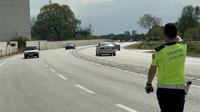 Selektörle radar uyarısına kesilen cezalar iptal edildi