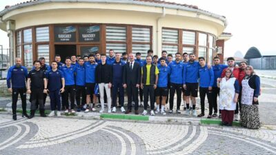 Başkan Karabatı’ndan Karacabey Belediyespor’a ziyaret