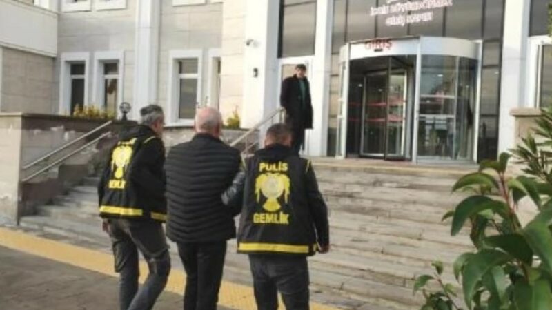 Gemlik emniyeti suçlulara göz açtırmadı Gemlik İlçe Emniyet Müdürlüğü ekipleri, çeşitli suçlardan aranan 92 kişiyi
