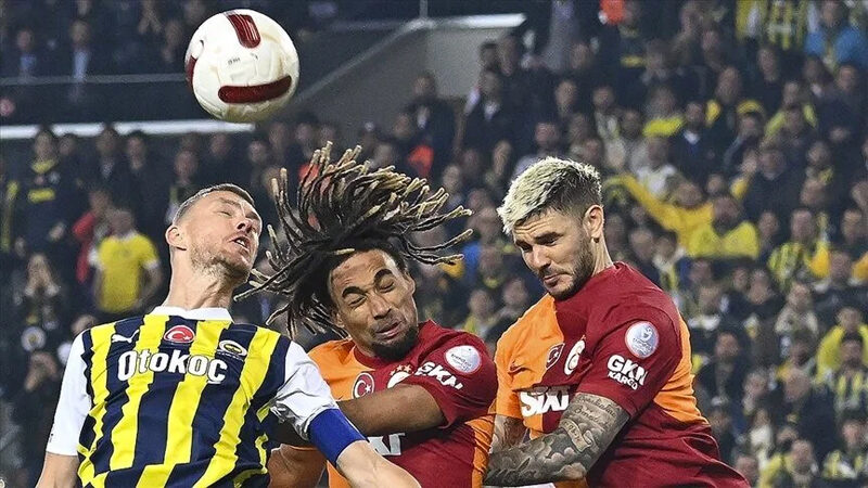 Galatasaray'ın golcüsü Mauro Icardi'nin 34. haftada 21 golle öne geçtiği