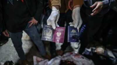 İsrail yardım görevlilerini vurdu