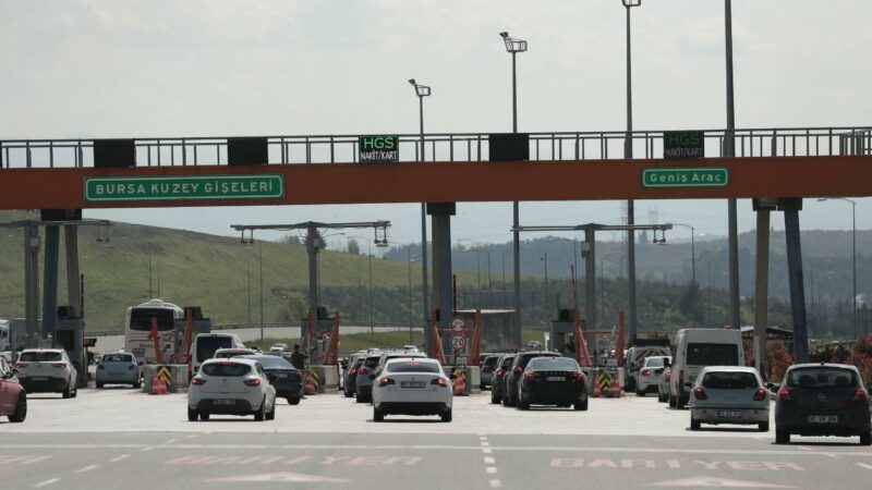 İstanbul-İzmir Otoyolu'nda, idari izinle 9 güne çıkan Ramazan Bayramı