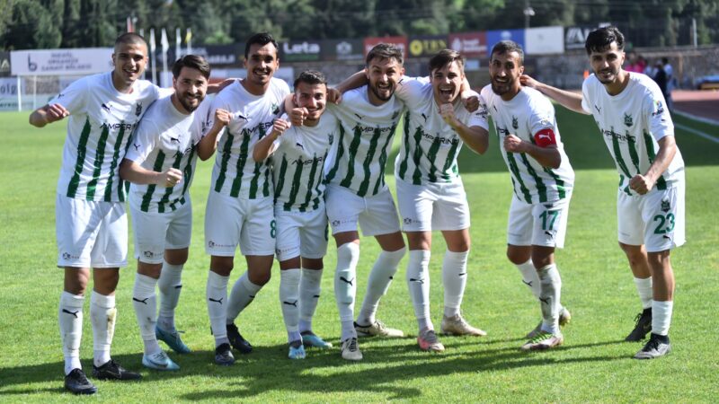 3.Lig’deki ilk yılında tarih yazan Bursa ekibi play-off’ta kiminle eşleşti? Tarihinde ilk kez mücadele ettiği TFF 3.Lig 1. Grup’ta daha