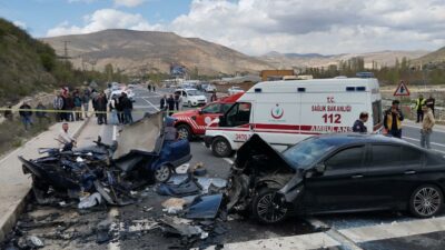 Katliam gibi kaza: 3 ölü