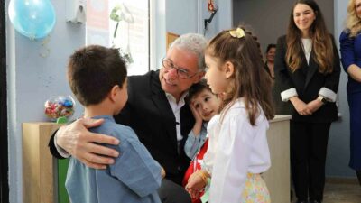 Mudanya Belediye Başkanı Dalgıç çocuklarla bayramlaştı