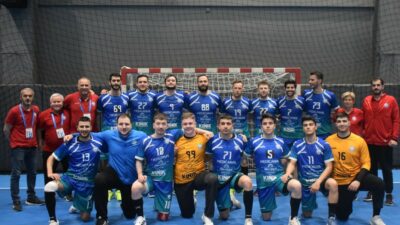 Nilüferli hentbolcular farklı kazandı