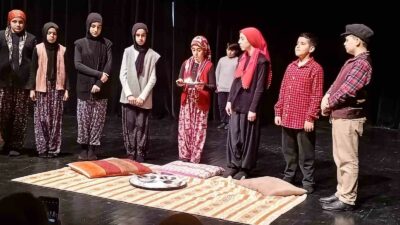 Bursa’da öğrenciler ‘Minik eller büyük hayaller’ projesi ile öğreniyor