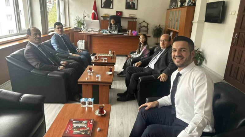 23 Nisan Ulusal Egemenlik ve Çocuk Bayramı çerçevesinde Kaymakamlık makamına