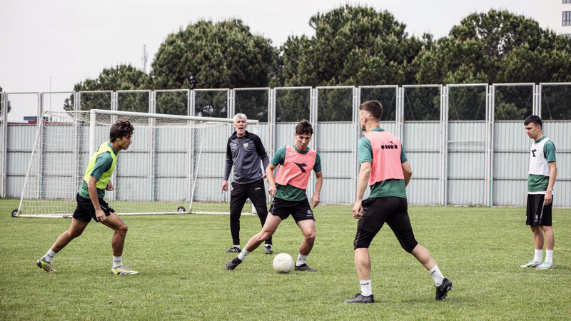 Bursaspor’da Diyarbekirspor maçının hazırlıkları sürüyor