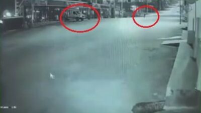 Park halindeki kamyoneti böyle kundakladı