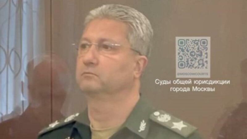 Rusya Savunma Bakan Yardımcısı rüşvet iddiasıyla tutuklandı