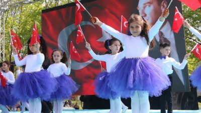 Hayranlarına müjde! Bursa’ya 23 Nisan’da o ünlü isim geliyor…