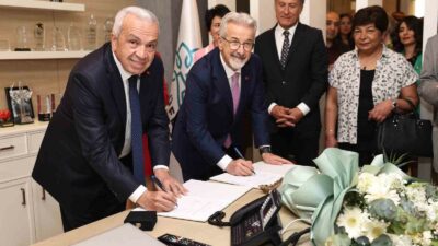 Nilüfer Belediyesi’nde devir teslim