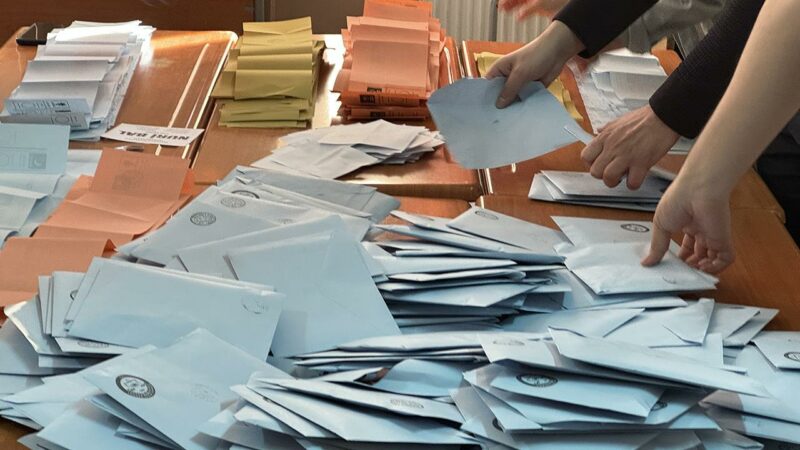 İstanbul’un Gaziosmanpaşa ve Beykoz ilçelerinde seçim sonuçlarına AK Parti tarafından