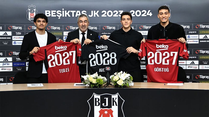 Beşiktaş’ta 3 genç ismin sözleşmesi yenilendi Beşiktaş, genç futbolcuları Serkan Emrecan Terzi, Göktuğ Baytekin ve Yakup