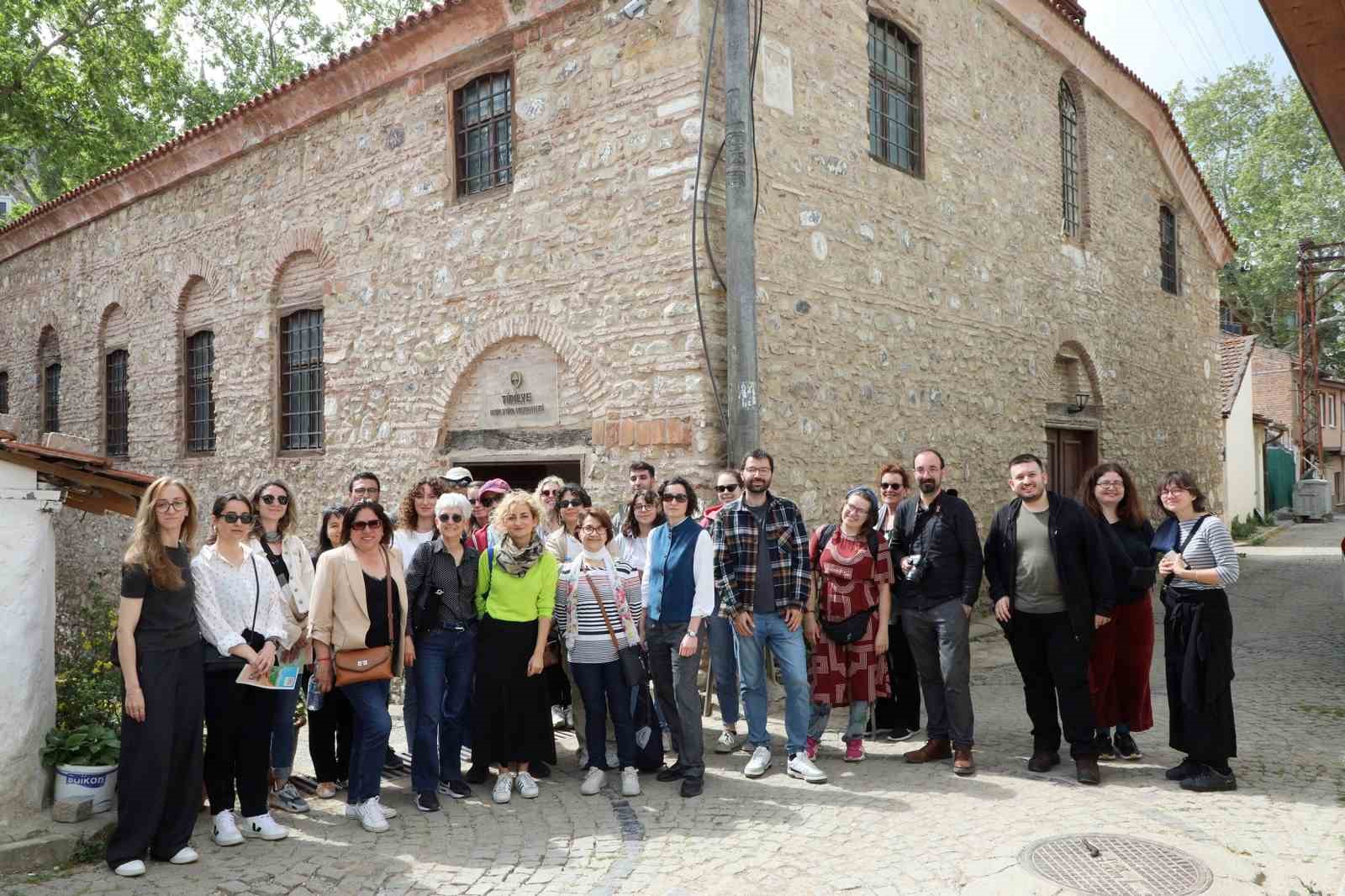 Üniversite öğrencilerinden Mudanya’da tarihi gezi 1 universite ogrencilerinden mudanyada tarihi gezi f4db68f