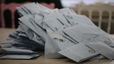 O ilçede belediye başkanlığı Yeniden Refah’tan AK Parti’ye geçti