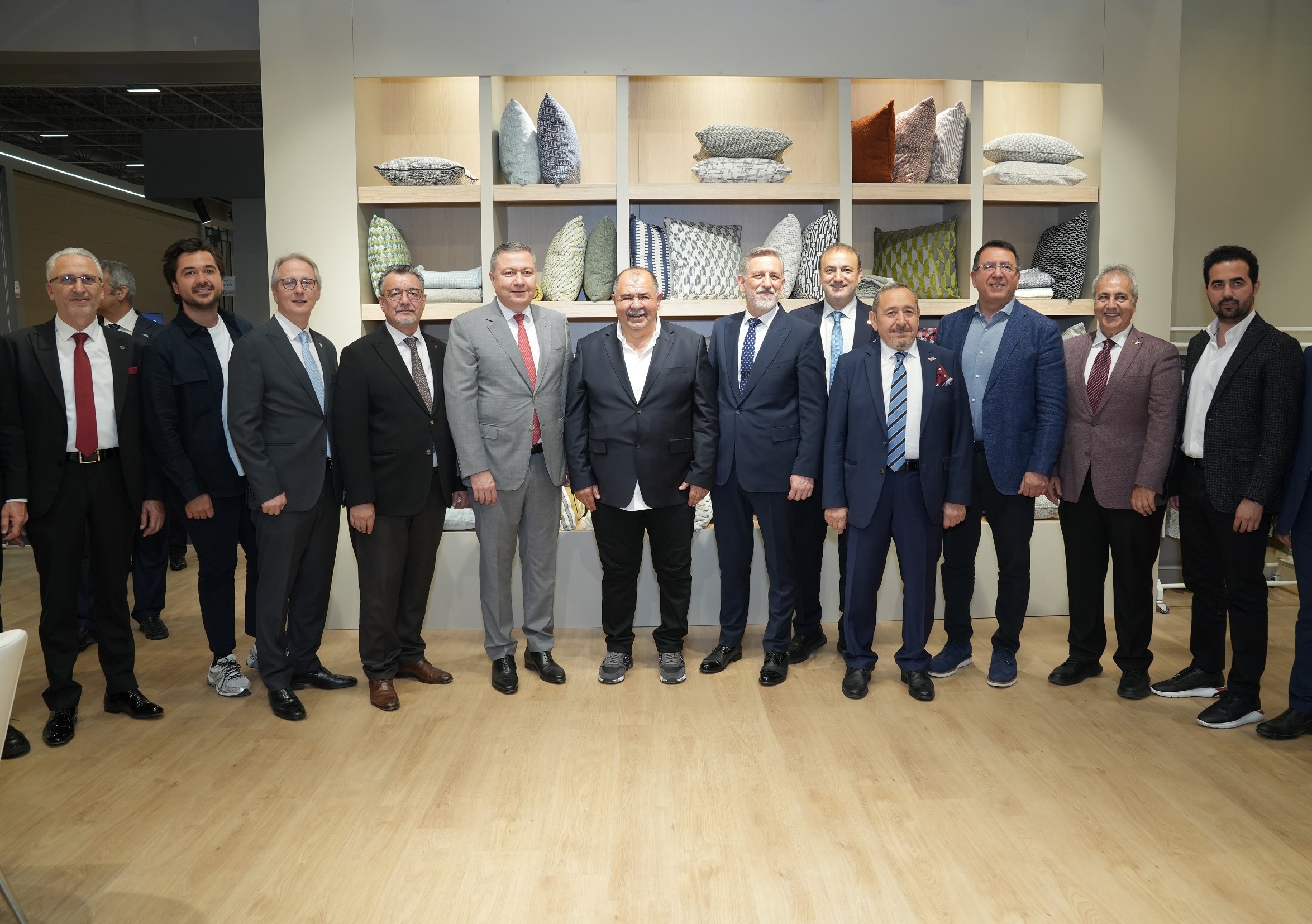 Dünya ev tekstili sektörü HOMETEX’te buluştu