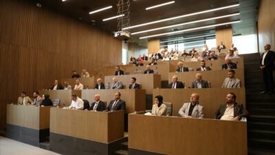 İnegöl Belediyesi 2023 bütçesi oy çokluğu ile kabul edildi